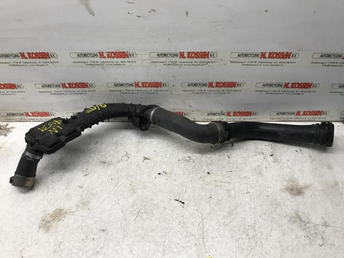 Gebrauchte Intercooler Rohr Renault Megane Preis auf Anfrage angeboten von N Kossen Autorecycling BV