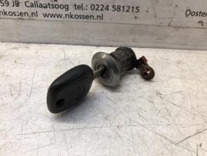 Used Door lock cylinder, left Daihatsu Sirion/Storia (M1) 1.0 12V Price on request offered by N Kossen Autorecycling BV