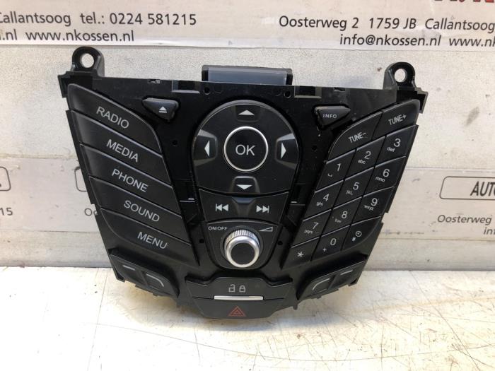 Unidad de control multimedia de un Ford Fiesta 6 (JA8) 1.6 16V Sport 2015
