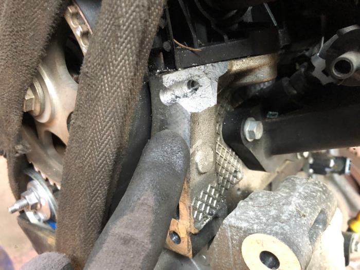 Gebrauchte Motor Unterblock Renault Clio III (BR/CR) 1.2 16V 75 Preis auf Anfrage angeboten von N Kossen Autorecycling BV