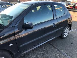 Used Door 2-door, left Peugeot 206 (2A/C/H/J/S) 1.4 XR,XS,XT,Gentry Price on request offered by N Kossen Autorecycling BV