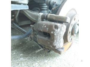 Used Rear brake calliper, right Peugeot 407 SW (6E) 1.8 16V Price on request offered by N Kossen Autorecycling BV