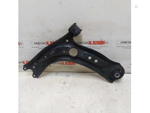 Used Front wishbone, right Volkswagen Golf Price on request offered by N Kossen Autorecycling BV