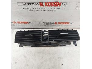 Used Dashboard vent Volkswagen Golf Price on request offered by N Kossen Autorecycling BV