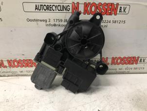 Usados Motor de ventanilla de puerta Volkswagen Golf Precio de solicitud ofrecido por N Kossen Autorecycling BV