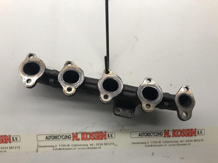 Exhaust manifold from a Ford C-Max 2014