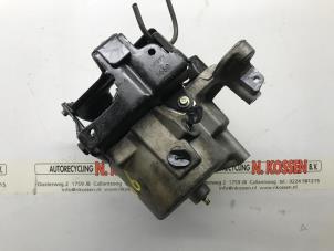Used Fuel filter housing Ford C-Max Price on request offered by N Kossen Autorecycling BV