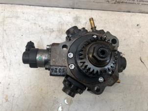 Used High pressure pump Opel Vivaro Price on request offered by N Kossen Autorecycling BV