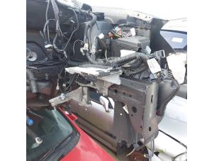Used Chassis bar, front Nissan Qashqai (J10) 1.6 16V Price on request offered by N Kossen Autorecycling BV