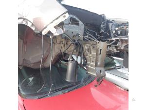 Used Chassis bar, front Nissan Qashqai (J10) 1.6 16V Price on request offered by N Kossen Autorecycling BV