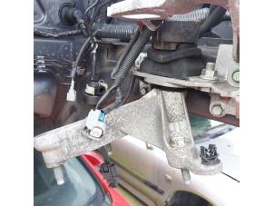 Used Gearbox mount Nissan Qashqai (J10) 1.6 16V Price on request offered by N Kossen Autorecycling BV