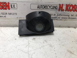 Used Reversing camera Chrysler Voyager Price on request offered by N Kossen Autorecycling BV
