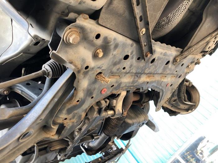 Usados Subchasis Ford Fiesta 6 (JA8) 1.6 TDCi 16V ECOnetic Precio de solicitud ofrecido por N Kossen Autorecycling BV