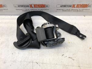 Used Front seatbelt, left Volkswagen Golf VII (AUA) 2.0 GTI 16V Performance Package Price on request offered by N Kossen Autorecycling BV