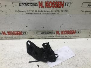 Used Sliding door lock mechanism, left Mercedes Sprinter 3,5t (906.63) 314 CDI 16V Price on request offered by N Kossen Autorecycling BV