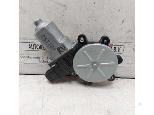 Used Door window motor Mitsubishi Outlander Price on request offered by N Kossen Autorecycling BV