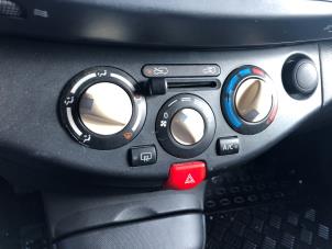 Usagé Panneau de commande clim Nissan Micra (K12) 1.2 16V Prix sur demande proposé par N Kossen Autorecycling BV