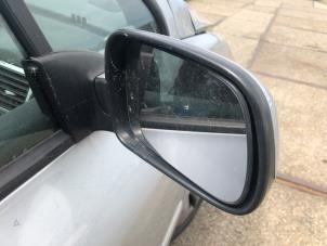 Used Wing mirror, right Peugeot 307 Break (3E) 1.6 HDiF 110 16V Price on request offered by N Kossen Autorecycling BV