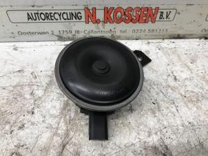 Used Horn Opel Vivaro Price on request offered by N Kossen Autorecycling BV