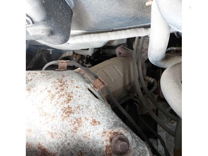Usagé Catalyseur Kia Magentis (GE) 2.0 CVVT 16V Prix sur demande proposé par N Kossen Autorecycling BV