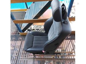 Gebrauchte Sitz rechts Mercedes ML-Klasse Preis auf Anfrage angeboten von N Kossen Autorecycling BV