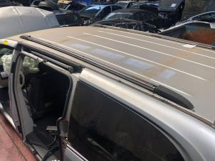 Used Roof rail, left Chrysler Voyager Price on request offered by N Kossen Autorecycling BV
