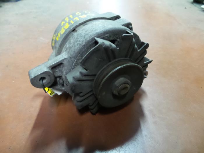 Gebrauchte Dynamo Opel Calibra Preis auf Anfrage angeboten von N Kossen Autorecycling BV