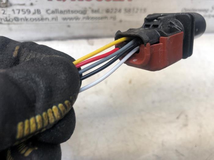 Lambda probe from a Ford Focus 4 Wagon 1.0 EcoBoost 12V Hybrid 125 2020