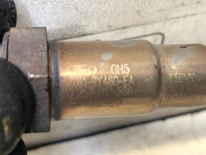 Lambda probe from a Ford Focus 4 Wagon 1.0 EcoBoost 12V Hybrid 125 2020