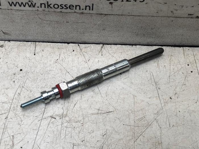 Nya Glödstift Hyundai Santafe Pris på förfrågan erbjuds av N Kossen Autorecycling BV