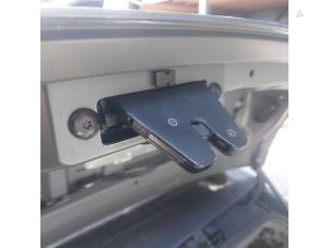 Used Boot lid lock mechanism BMW 6 serie (E64) 645 Ci 4.4 V8 32V Price on request offered by N Kossen Autorecycling BV