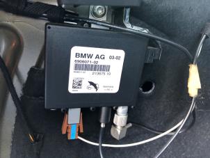 Used Antenna Amplifier BMW 3 serie Touring (E46/3) 318i 16V Price on request offered by N Kossen Autorecycling BV