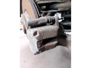 Used Rear brake calliper, right Peugeot 607 (9D/U) 2.7 HDi V6 24V Price on request offered by N Kossen Autorecycling BV