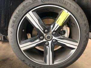 Used Wheel Volvo V40 (MV) 1.5 T3 16V Geartronic Price on request offered by N Kossen Autorecycling BV