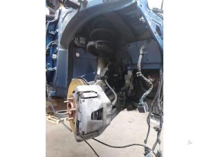 Used Front wishbone, right Volvo V40 (MV) 1.5 T3 16V Geartronic Price on request offered by N Kossen Autorecycling BV