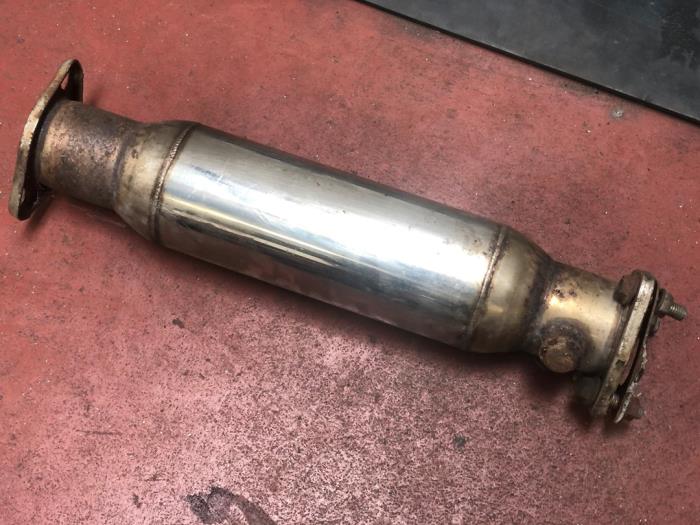 Gebrauchte Auspuff Mitteldämpfer Honda CRX (EG/EH) 1.6 ESi 16V Preis auf Anfrage angeboten von N Kossen Autorecycling BV