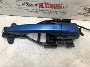 Used Rear door handle 4-door, left Volvo V40 (MV) 1.5 T3 16V Geartronic Price on request offered by N Kossen Autorecycling BV