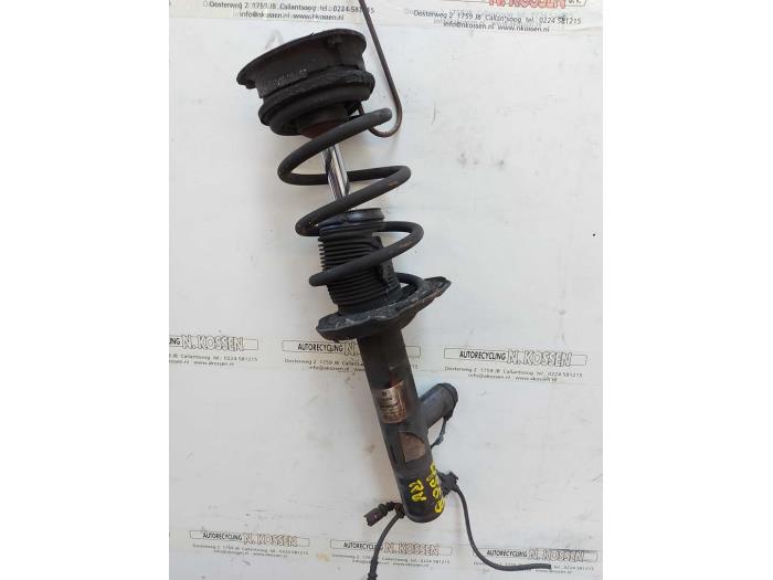 Front shock absorber rod, right from a Volkswagen Golf VII (AUA) 2.0 GTI 16V Performance Package 2018