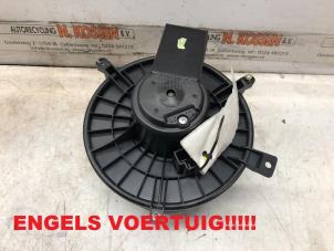 Usados Motor de ventilador de calefactor Chrysler Voyager Precio de solicitud ofrecido por N Kossen Autorecycling BV
