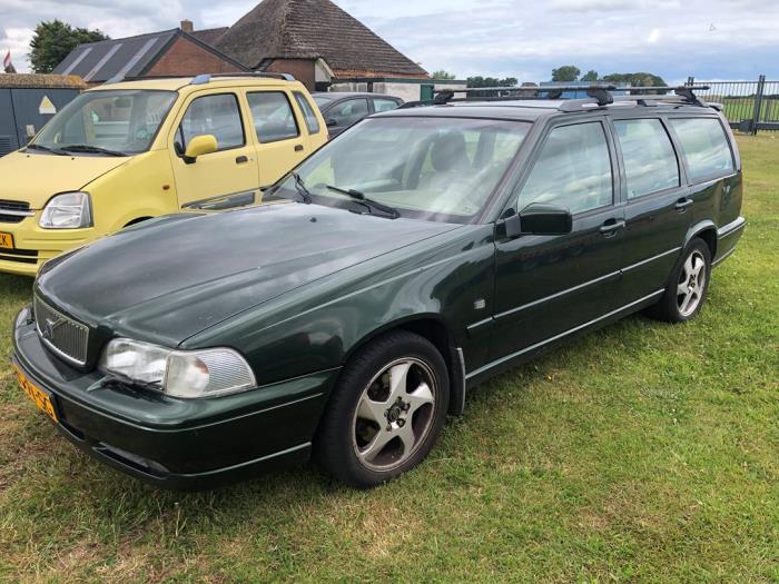 Engine Volvo V70 2 4 20V 140 B5244S2