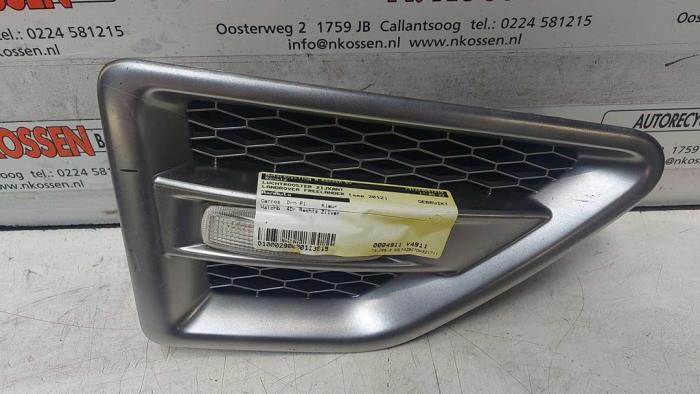Gebrauchte Luftgitter Seite Landrover Freelander II 2.0 Si4 16V Preis auf Anfrage angeboten von N Kossen Autorecycling BV