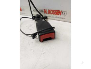 Used Front seatbelt buckle, left Mitsubishi Colt (Z2/Z3) 1.3 16V Price on request offered by N Kossen Autorecycling BV