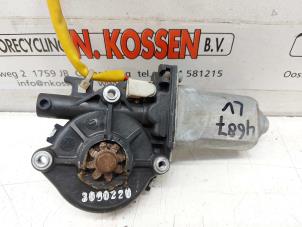 Used Door window motor Kia Sorento I (JC) 3.5 V6 24V Price on request offered by N Kossen Autorecycling BV
