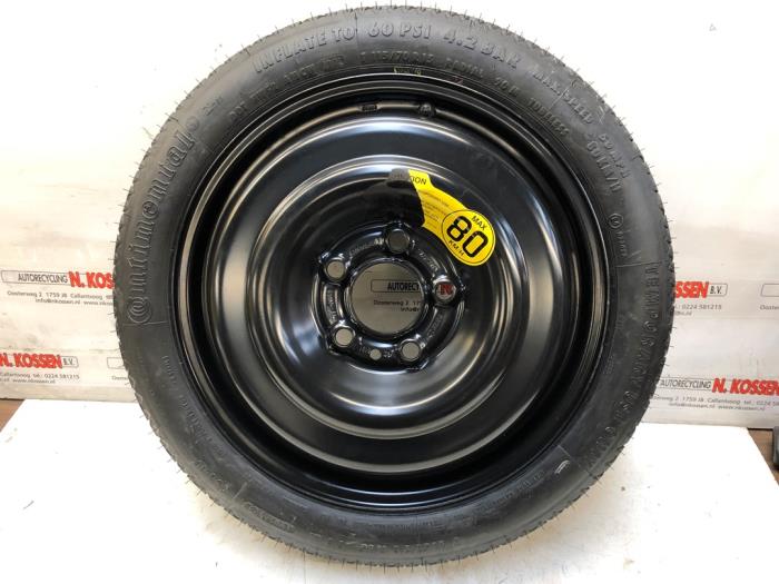 Używane Kolo dojazdowe Volvo V70 (GW/LW/LZ) 2.4 20V 140 Cena na żądanie oferowane przez N Kossen Autorecycling BV