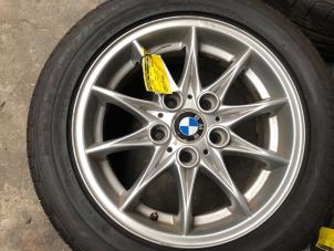 Usados Llanta BMW Z4 Precio de solicitud ofrecido por N Kossen Autorecycling BV