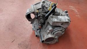 Used Gearbox Seat Alhambra (7N) 2.0 TDI 16V Price on request offered by N Kossen Autorecycling BV