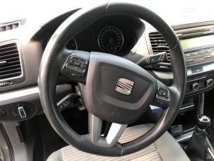 Used Steering wheel Seat Alhambra (7N) 2.0 TDI 16V Price on request offered by N Kossen Autorecycling BV