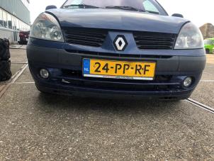 Used Front bumper Renault Clio II (BB/CB) 1.2 16V Price on request offered by N Kossen Autorecycling BV