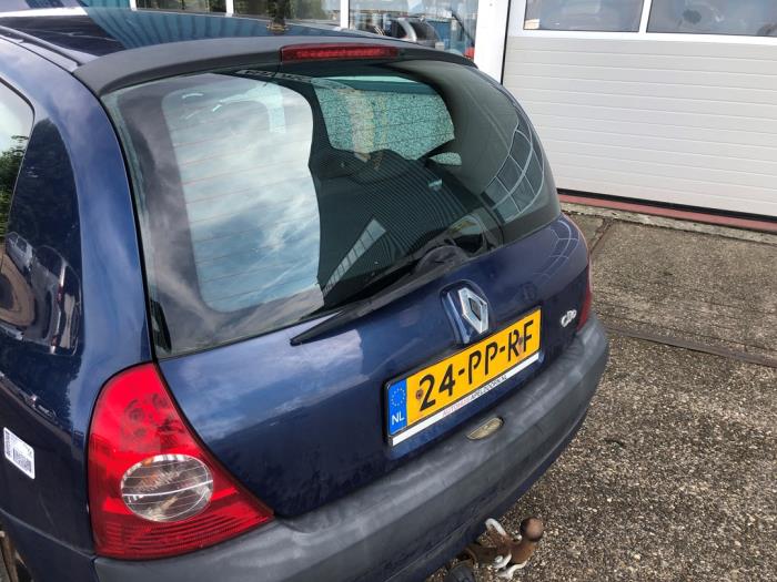 Tailgate from a Renault Clio II (BB/CB) 1.2 16V 2004