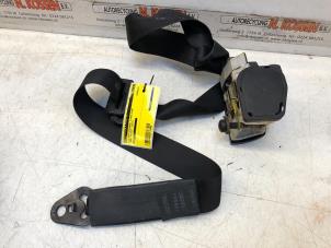 Used Front seatbelt, left Ford Transit Price on request offered by N Kossen Autorecycling BV